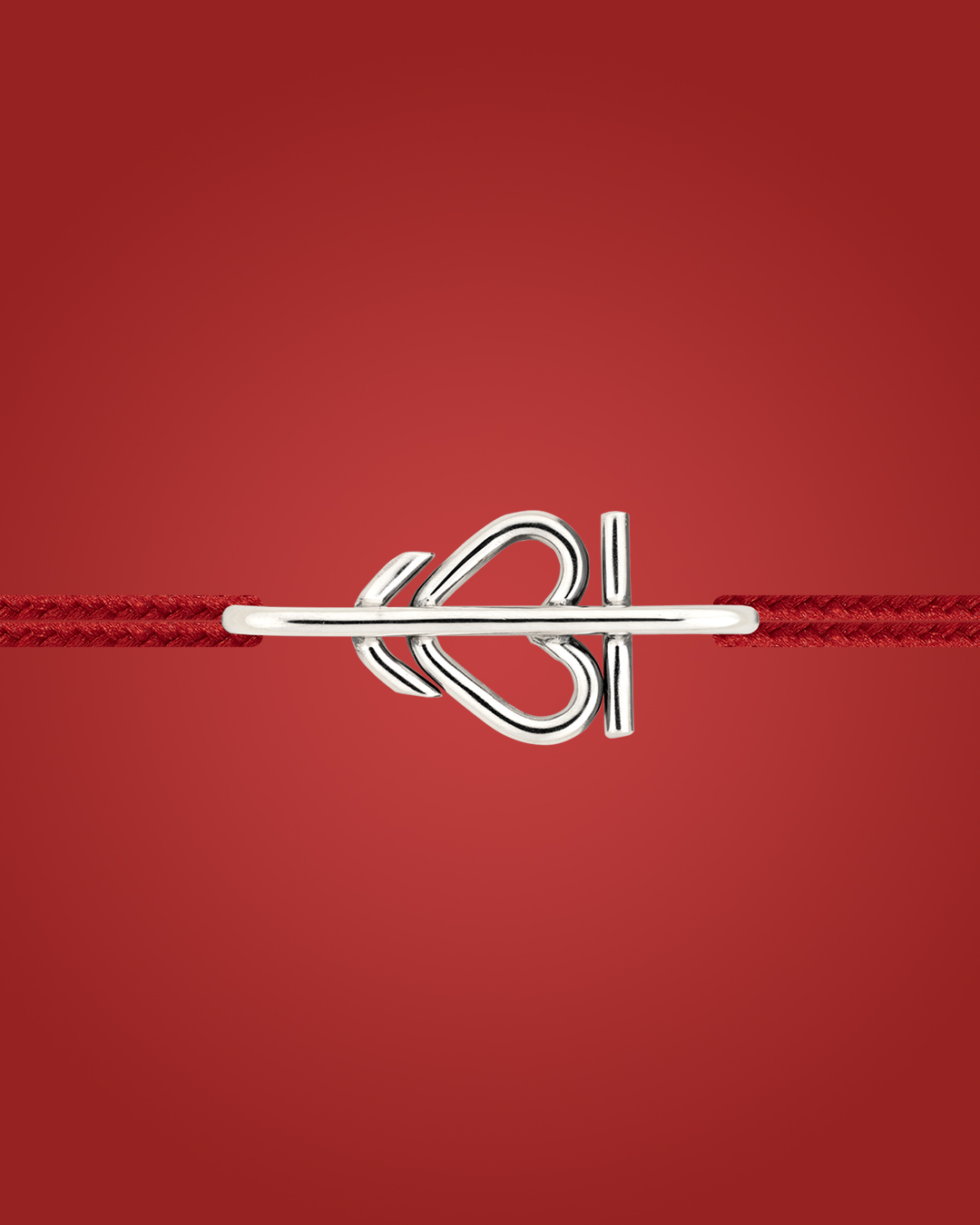 Bracelet rouge avec motif croix de Camargue argenté – bijou artisanal par Adrien Moniquet